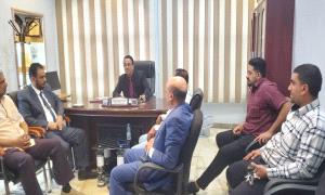 وكيل وزارة الإدارة المحلية يناقش خطط وبرامج الوزارة للعام 2026م