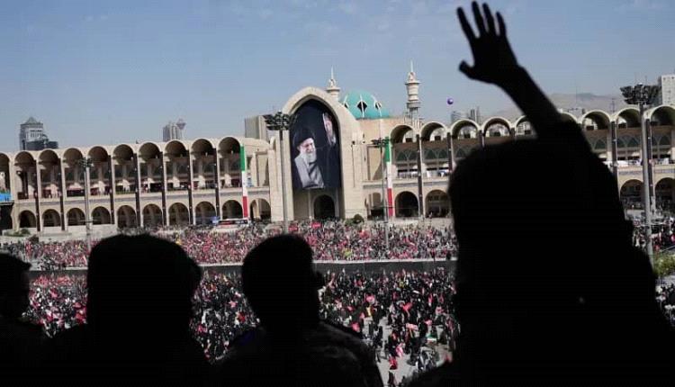 جنازة خامنئي تكشف تصدعات النظام الإيـ.ـراني.. صراع أجنحة يطفو إلى السطح