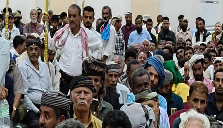 أبناء خنفر يرفضون اللجنة التحضيرية للمجلس التنسيقي ويؤكدون تمسكهم بقيادة الانتقالي