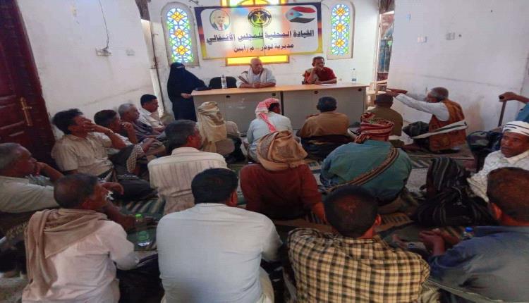 رئيس تنفيذية انتقالي لودر يلتقي رؤساء اللجان المحلية ويحثهم على مضاعفة الجهود الوطنية