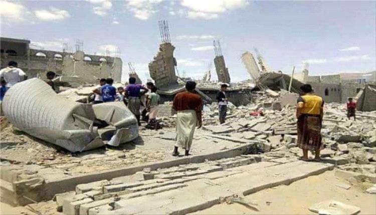 مليشـ.ـيا الحـ.ـوثي تهدم منزل مواطن في حجة وتشرد أسرته