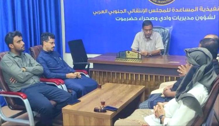 التميمي يناقش مع حقوقيين آليات رصد الانتهاكات بوادي حضرموت