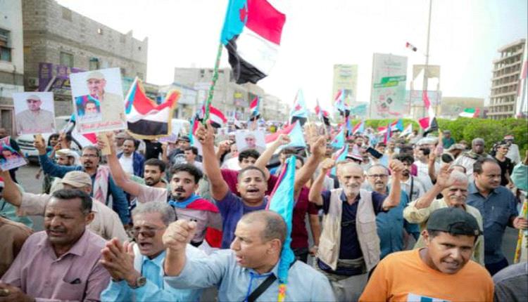 إرادة عصية على الانكسار.. كيف يتجهز الجنوبيون لمزيد من التصعيد الشعبي السلمي؟
