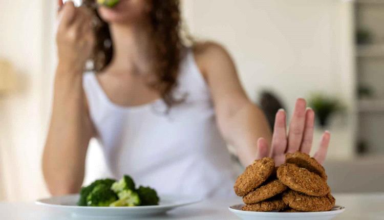 ليست كما تبدو .. ممارسات صحية شائعة قد تنقلب ضدك
