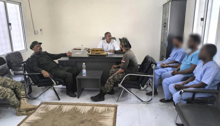 وكيل نيابة الأمن والبحث والسجون بلحج يتفقد أوضاع نزلاء الإصلاحية المركزية ويدعو إلى الإفراج عن السجناء المعسرين