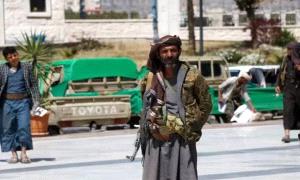 الحو.ثيون يشيعون 15 قـ.ـتيلاً من صفوفهم وسط تكتم عن الخسائر