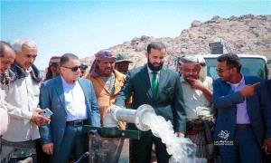 محافظ أبين يطلق مرحلتين جديدتين من مشاريع المياه في أمصرة ولودر