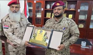 قيادة اللواء الثالث دعم وإسناد تكرم العميد منير سالم بدرع "الوفاء"
