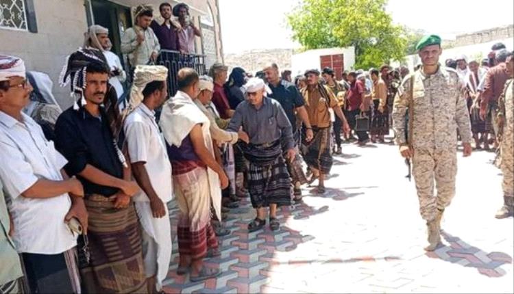 وفد انتقالي الضالع يشارك في تقديم العزاء بوفاة الرئيس السابق هادي في أبين