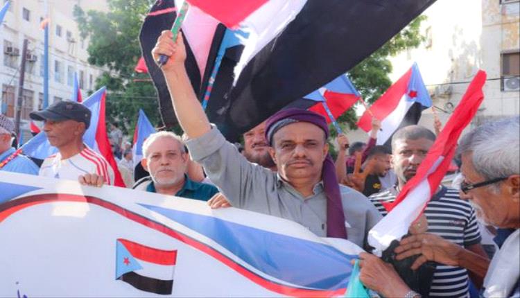 الجنوب العربي.. روح متقدة وتلاحم شعبي يكسر قيد حـ.ـرب الخدمات
