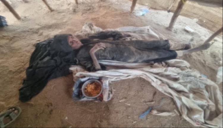 وفاة زوجة نازح في مخيم بعبس بعد أسابيع من رحيل زوجها وسط تدهور إنساني متصاعد
