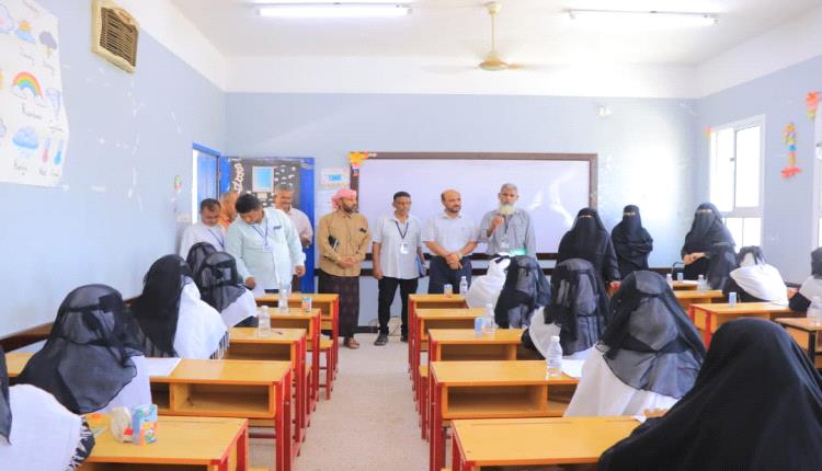 وفد من وزارة التربية والتعليم يطّلع على سير اختبارات إنهاء شهادة الثانوية العامة بمديرية القطن