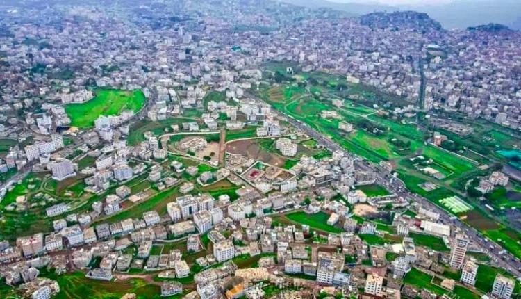 محافظة إب.. كيف حولها الحـ,ـوثيون من «الجنة الخضراء» لثكنة عسكرية؟
