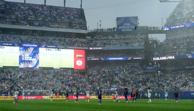 عاجل | إيقاف مباراة العراق وفرنسا في كأس العالم 2026 بسبب عاصفة رعدية في فيلادلفيا