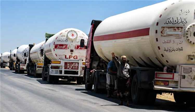 ناقلات نفط تغادر شبوة لتغذية كهرباء عدن وسط إضراب قطاع العقلة

