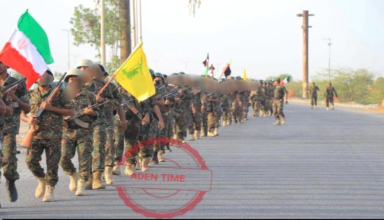 شاهد بالصورة فصائل من حـ.ـزب الله تستعرض في اليمن