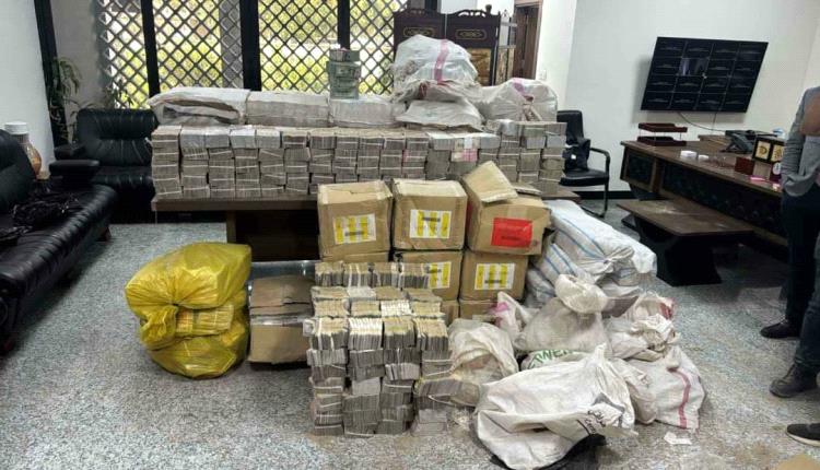 مليارات في "المكيفات" وتحت الأرض.. "أموال الفساد" تفتح الجرح العراقي الغائر