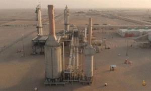 مصادر تكشف شبكة تنسيق وتهريب للنفط والغاز من صافر مأرب إلى الصومال