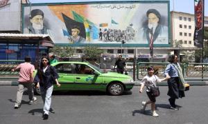 إيـ.ـران تحتفل بالاتفاق مع الولايات المتحدة - والآن تبدأ معركة الداخل