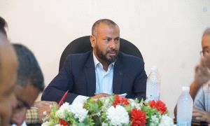محافظ الضالع يشدد على تحسين الأداء الإداري للمكاتب التنفيذية