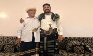 الخضر السليماني يزور الشيخ عبدالرب النقيب ويشيد بمواقفه الوطنية ودوره الاجتماعي