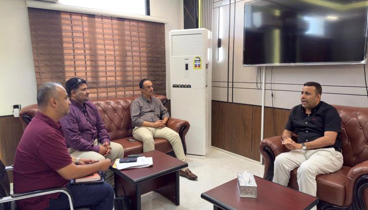 الدكتور الوليدي يطلع على الأوضاع في المرافق الصحية بعدن