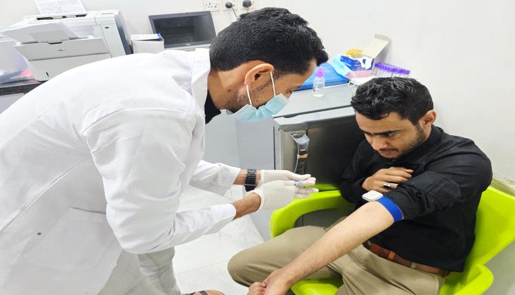 لحج .. مركز رواد المدينة الطبي يختتم مخيمه الطبي المجاني بعد استقبال 250 حالة