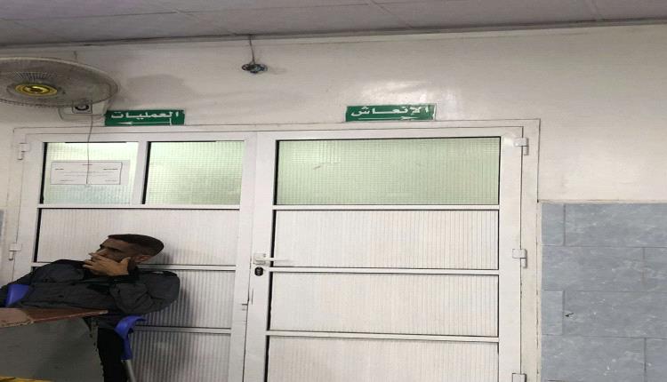 لحظات مرعبة أمام أحد المحلات في عدن"تفاصيل"