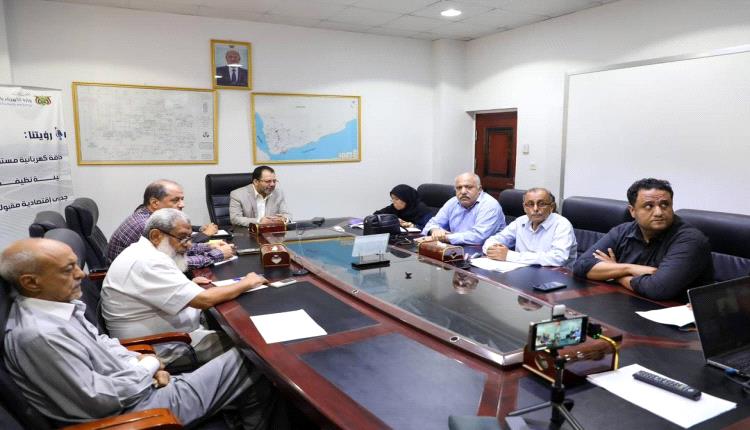 اجتماع برئاسة وزير الكهرباء لمتابعة تصريف طاقة بترومسيلة والطاقة الشمسية ومعالجة التحديات الفنية في المنظومة الكهربائية 