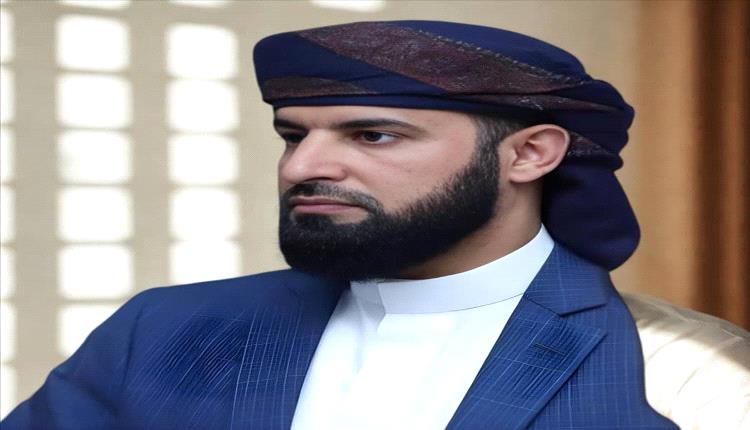 آل قشاش يهنئون الدكتور مختار الرباش بمناسبة نيله الثقة وتعيينه محافظًا لمحافظة أبين