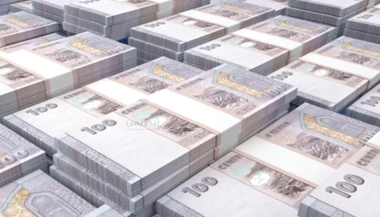 رواتب بفئة 100 ريال.. أزمة السيولة ولغز الإيرادات الحكومية