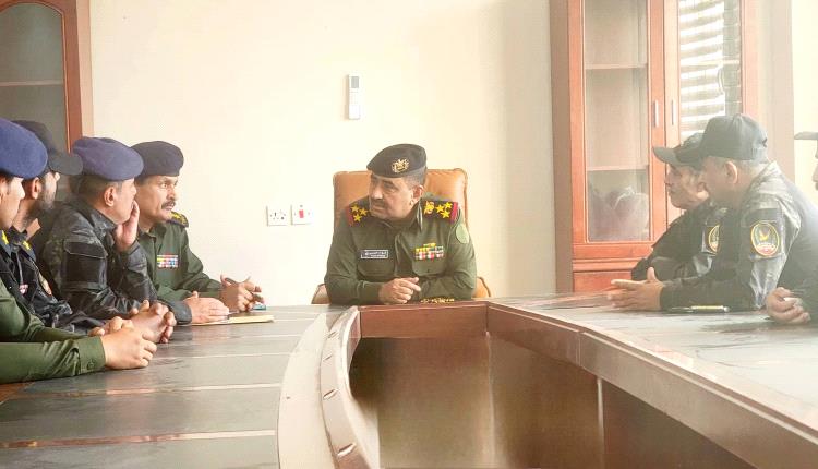 مدير عام شرطة شبوة: يلتقي ضباط إدارة مكافحة المخـ.ـدرات ويثمن جهودهم المبذولة في حماية المجتمع