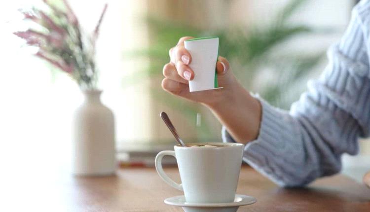 مُحلّيات شائعة تسبب الغازات أكثر من غيرها..