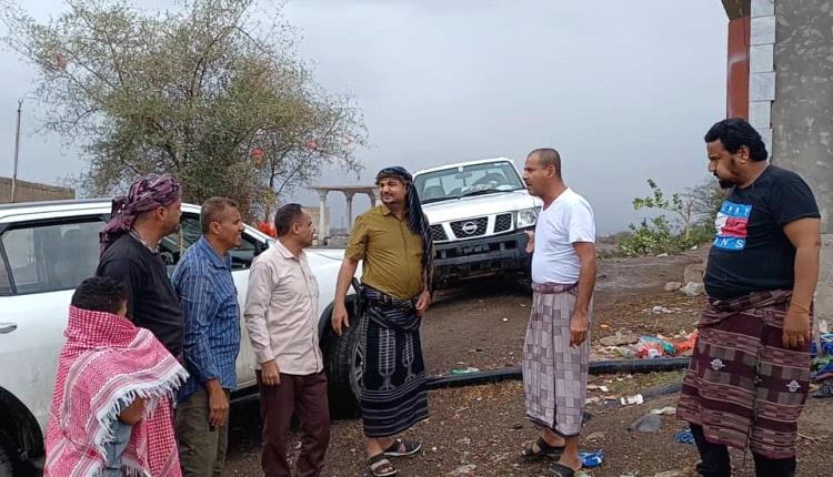 مأمور مديرية الضالع يزور أبطال القوات المـ.ـسلحة الجنوبية في الخطوط الأمامية لتهنئتهم بمناسبة عيد الفطر المبارك