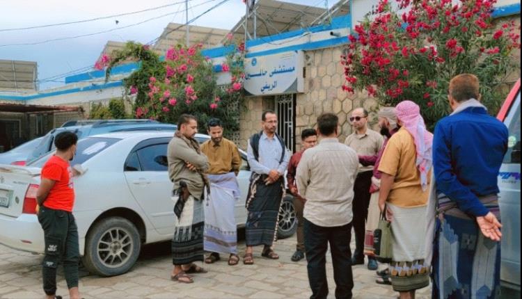 مدير عام حالمين يقوم بزيارة عيدية تفقدية إلى مستشفى المديرية
