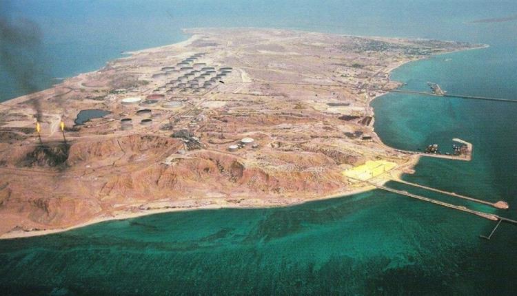 ماذا سيحدث في غضون ساعتين لو هبط الأمريكيون على جزيرة خرج الإيرا.نية؟