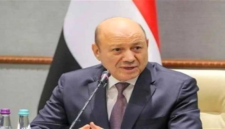 هل تُطوي صفحة رشاد العليمي؟ مؤشرات صامتة ترسم ملامح مرحلة جديدة في الجنوب