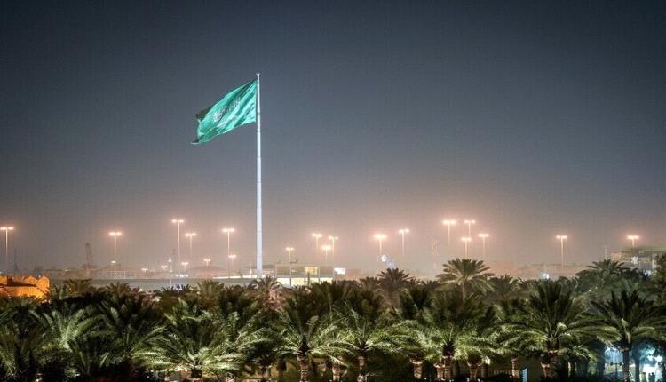 "أسوشيتد برس": إصابة 10 جنود أمريكيين جراء هجوم صارو.خي إي.راني على قاعدة جوية سعودية