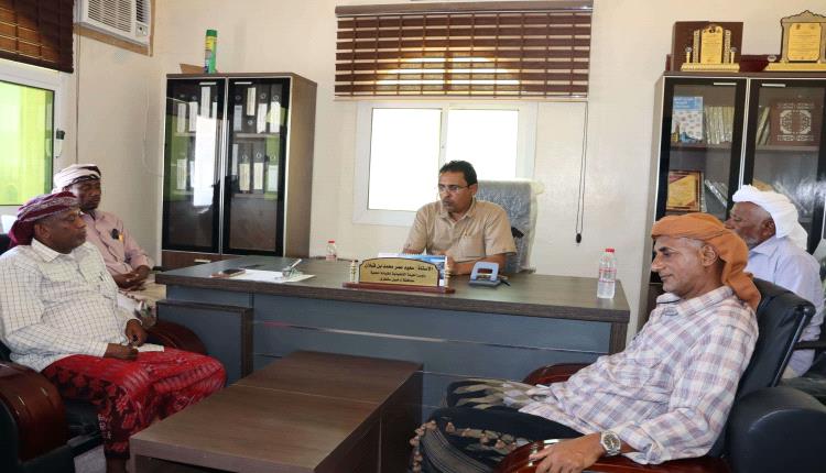 رئيس تنفيذية انتقالي سقطرى يلتقي قيادة تنفيذية انتقالي حديبو ويؤكد أهمية التماسك والعمل بروح المسؤولية الوطنية