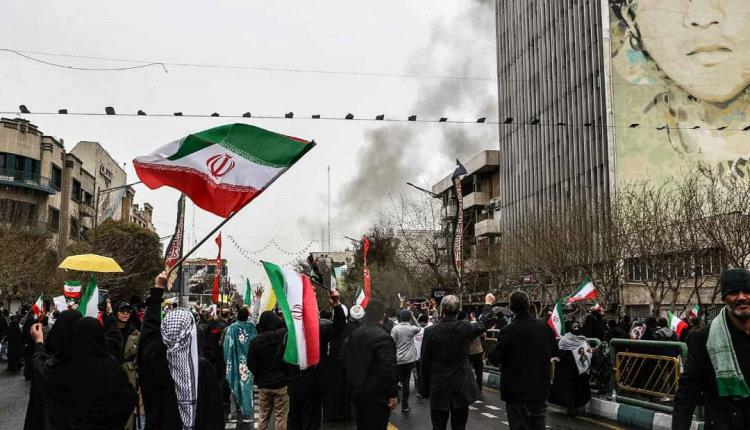 حملة تجنيد وتشديد أمني.. إيـ.ـران تتهيأ لمرحلة جديدة من الحـ.ـرب