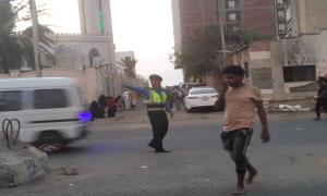 نجاح خطة المرور في عدن: إشادة واسعة بجهود شرطة السير