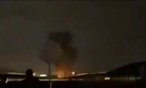 حريق ضخم في خزانات وقود بمطار الكويت الدولي جراء هجمات بطائرات مسيرة