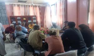 أبين : السلطة المحلية بزنجبار تناقش شكاوى المواطنين مع منظمة كير وتؤكد على مراجعة آليات التوزيع