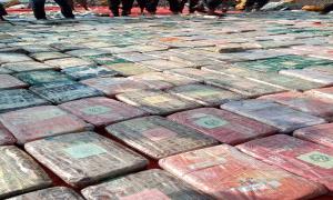 الحملة الأمنية لقوات العمالقة تضبط قارباً يحمل 623 كيلو من المخـ.ـدرات قبالة ساحل رأس العارة