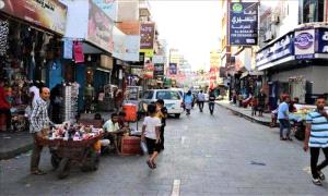 مع اقتراب عيد الفطر...إرتفاع ملحوظ بأسعار الملابس بعدن