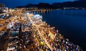 تدهور مستمر في خدمة الكهرباء وارتفاع ساعات الانقطاع بالعاصمة عدن