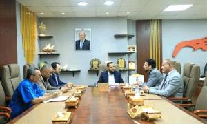 محافظ عدن يشيد ببرامج الجامعة الألمانية ومنحها الداعمة للطلاب المتفوقين