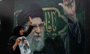 قيادة أضعف وغضب شعبي متصاعد.. وصفة إسرائيل لإسقاط النظام الإيراني