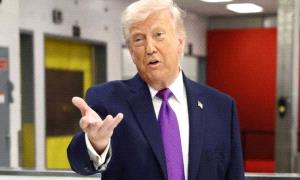 ترامب: دول الناتو ترتكب خطأً فادحاً بشأن مضيق هرمز