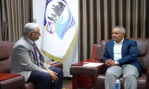 وزير الشؤون الاجتماعية يبحث مع بنك الكريمي تعزيز الشراكة في التمويل الأصغر والتمكين الاقتصادي